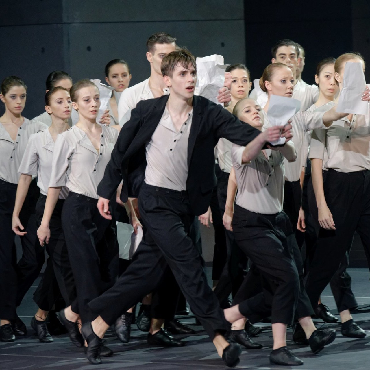 Baleto artistas Jeronimas Krivickas: „Pasaulyje tiek daug norinčių šokti ir tiek mažai teatrų“