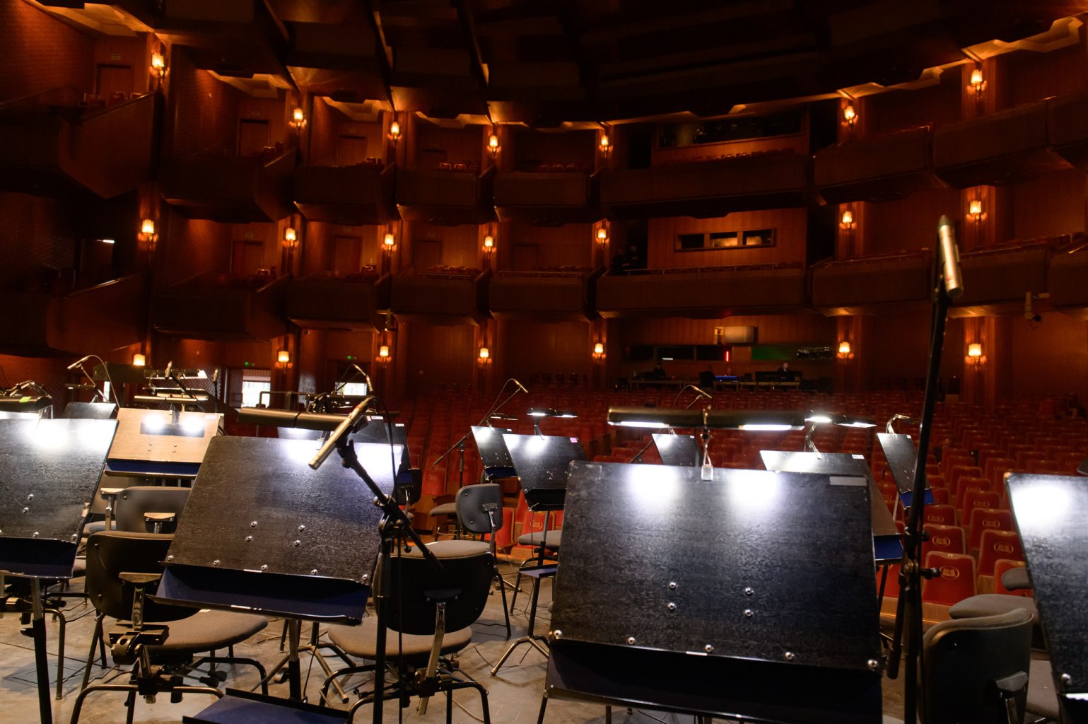 LNOBT atveria duris kylantiems dirigentams, pristatydamas naują iniciatyvą  