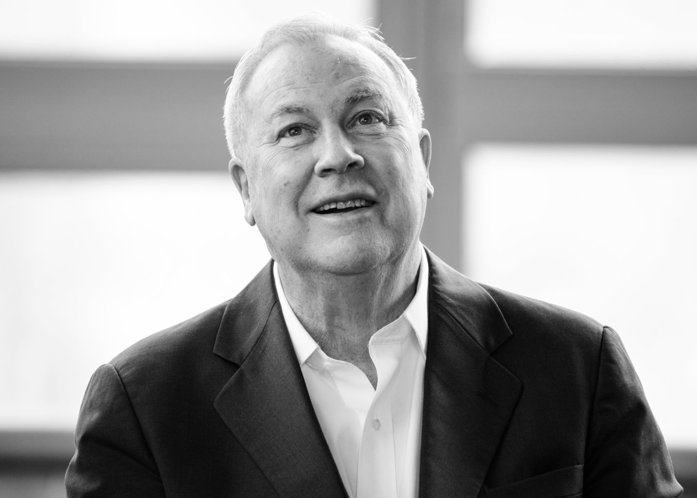 Netekome režisieriaus Roberto Wilsono (1941–2025)