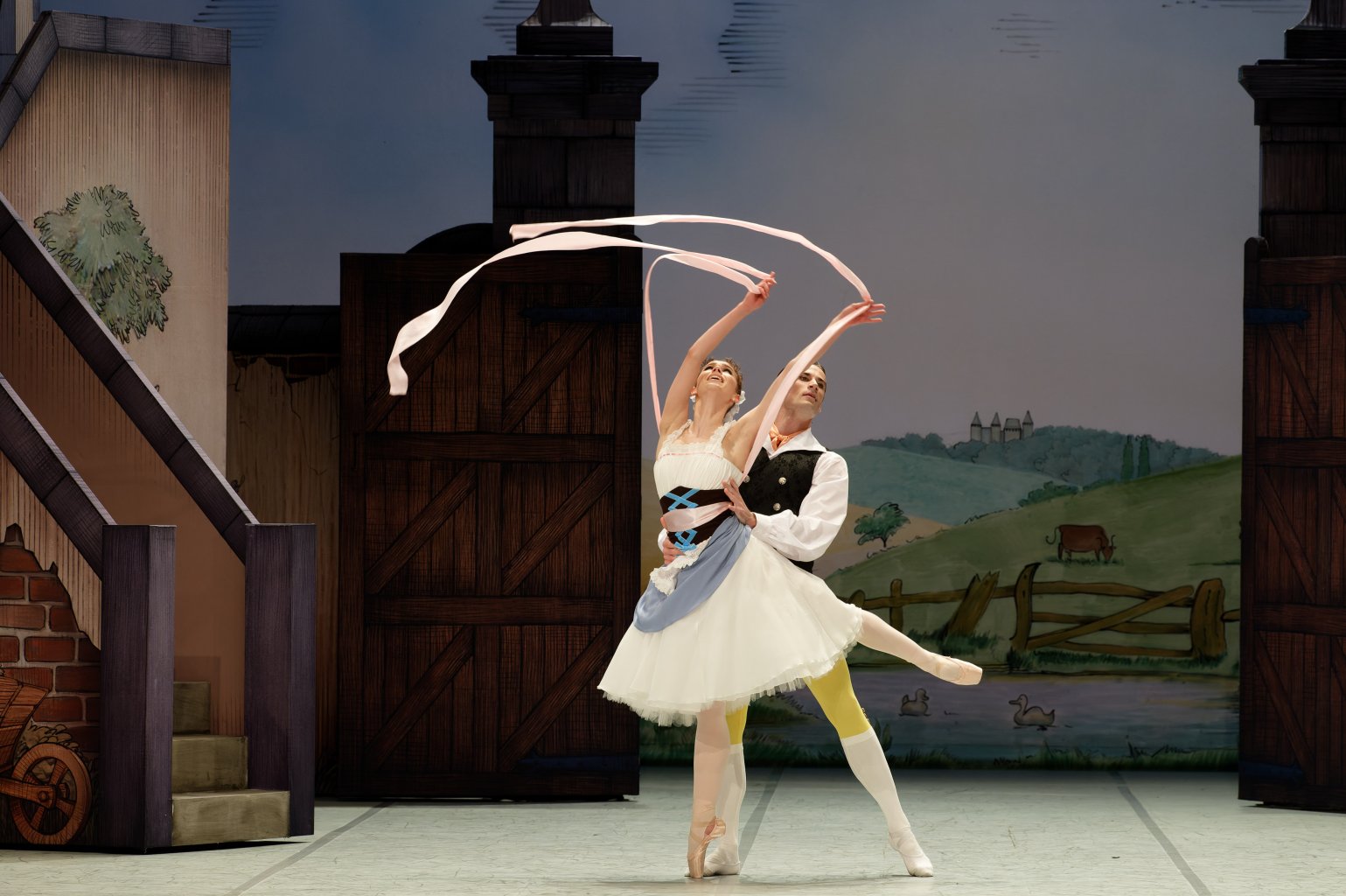 Baleto gerbėjus žavėjo ir linksmino „Tuščio atsargumo“ premjeros personažai