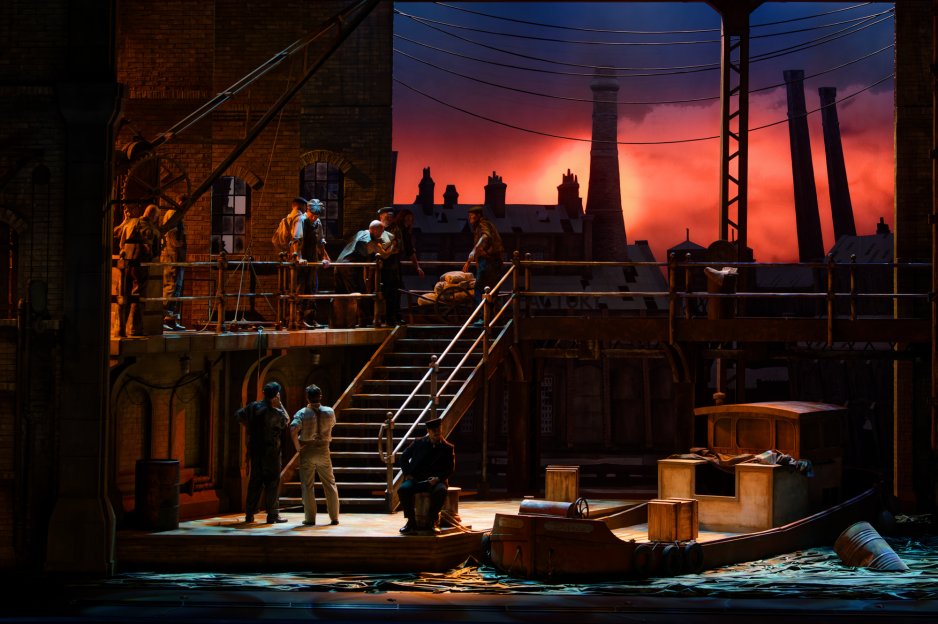 Il Trittico: Il tabarro | Suor Angelica | Gianni Schicchi - 1