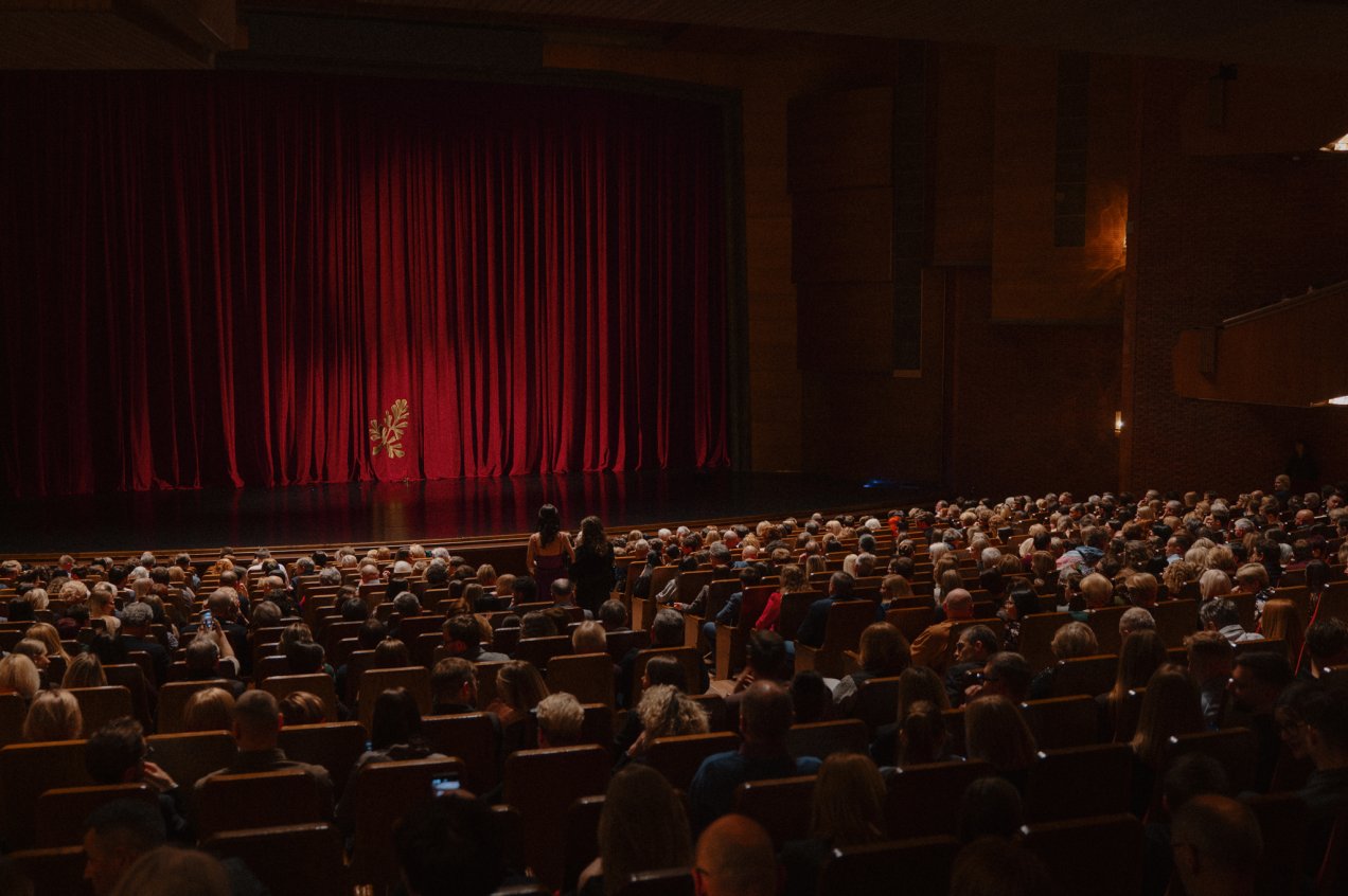 Prisidėkite prie operos ir baleto klestėjimo Lietuvoje