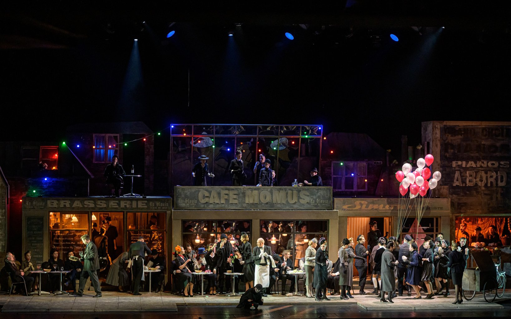 Keičiasi G. Puccini operos „Bohema“ data